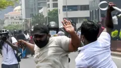 அலரி மாளிகை
