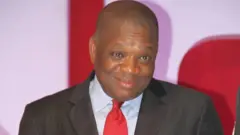 Sịnetọ Orji Uzor Kalu