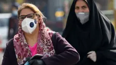 همه بیمارستان‌های عمومی ایران باید بیماران کرونا را بپذیرند