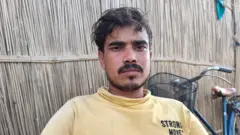 বাংলাদেশি সন্দেহে এক বছর তামিলনাডুর আটক শিবিরে বন্দি ছিলেন আওয়াল শেখ