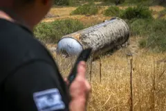 Restos de um míssil lançado contra Israel