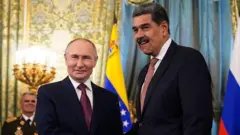 Le président russe Vladimir Poutine et le président vénézuélien Nicolás Maduro au Kremlin, à Moscou, le 7 mai 2025.