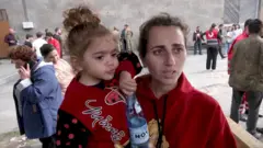 لاجئة من إقليم ناغورنو كاراباخ