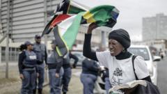 Un dispositif de sécurité renforcé en Afrique du Sud alors que des manifestants anti-migrants descendent dans les rues
