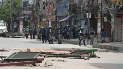 শনিবার ঢাকার রাস্তায় 