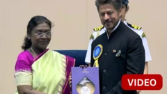 காணொளி: சிறந்த நடிகர், நடிகைக்கான தேசிய விருது பெற்ற ஷாருக் கான் மற்றும் ராணி முகர்ஜீ