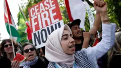 Антиизраильская демонстрация в Стамбуле