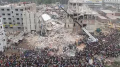 রানা প্লাজার ধ্বংসাবশেষ