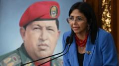 "Тигриця, яка бореться на смерть". Хто така Делсі Родрігес, яка зайняла місце Мадуро у Венесуелі