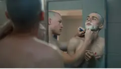 Talaba bilan jinsiy aloqada bolgan lesbiyan oqituvchining porno videosi Arbok haqida porno film tomosha qiling