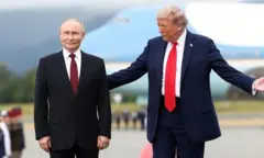 Perezida Putin na mugenzi we Trump ubwo baheruka guhurira i Anchorage muri Alaska muri Kanama(8) 2025