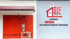 Pekerja menyelesaikan pembangunan Koperasi Merah Putih di Kelurahan Mangasa, Makassar, Sulawesi Selatan, Jumat (6/2/2026).