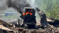сгоревший трактор в Кривом Роге