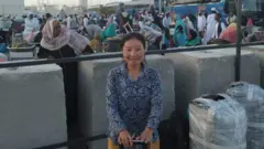 မလယ်မယ်မီးကို သံရုံးက ကယ်ထုတ်နိုင်ခဲ့