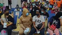 Federal goment evacuate Nigerians wey dey stranded for Dubai