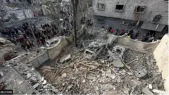 Inyubakwa nyinshi zo mu karere ka Gaza zarasambuwe