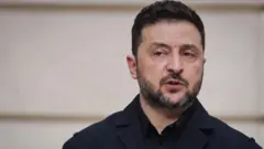 Зеленський у чорному костюмі