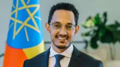 ሳንዶካ ደበበ