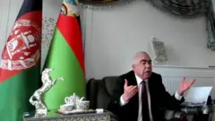 دوستم
