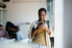 Barattuu dhaabattee bilbila xuxxuqxu