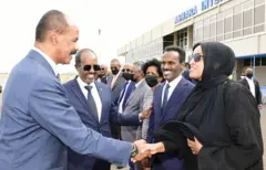 ፕረዚደንት ሶማልያ ሓሰን ሼክ ማሕሙድ ኣብ ዓለምለኻዊ መዓርፎ ነፈርቲ ኣስመራ
