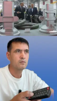 Muxbir va tepada rasmiylar
