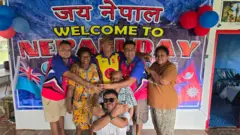 दशैँका बेला प्रफुल्ला मुद्रामा फिजियनहरू