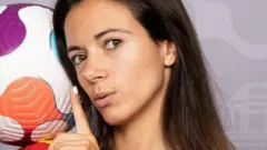 آیتانا بونماتی