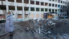 Alkan keessa haleellaan raawatamus Mooskoon ragaa dhiyeessu hin dandeenye