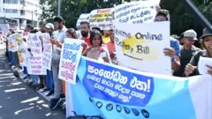 මාර්ගගත ක්‍රමවල සුරක්ෂිතභාවය පිළිබඳ පනත් කෙටුම්පත