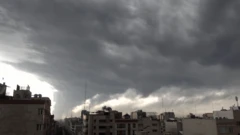 "ฝนสีดำ" ในอิหร่านส่งผลเสียต่อสุขภาพอย่างไร
