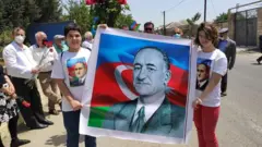 Mayın 28-də Azərbaycanda Respublika Günü qeyd olunur. 102 il əvvəl Şərqdə ilk demokratik respublika Azərbaycanda yaranıb.