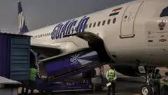 طائرة تابعة لشركة "غو فيرست"