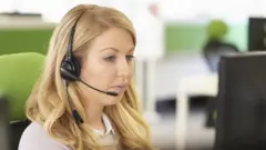 wafanyabiashara wakifikiri jinsi wanaweza kutumia teknolojia kwa manufaa yao.