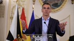 Pedro Sánchez denuncia "una violación de la integridad territorial de España" y culpa a las mafias que trafican con personas de la crisis en Ceuta