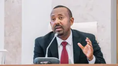 ጠቅላይ ሚኒስትር ዐቢይ ፓርላማ ቀርበው ንግግር ሲያደርጉ 