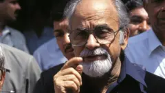 ਇੰਦਰ ਕੁਮਾਰ ਗੁਜਰਾਲ