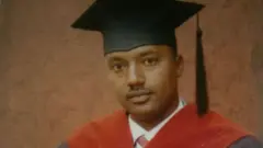 Gaazexeessaa fi Barreessaa Hinseenee Makuriyaa