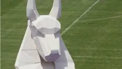 "الإله أنوبيس"