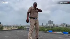 डांसर पुलिसवाला