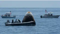 Nasa SpaceX crew dragon splashdown video:
