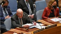 Đại sứ Nga tại LHQ, ông Vasily Nebenzya
