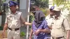 किष्टप्पाला पोलिस पकडून नेताना 