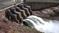 సింధు జలాల ఒప్పందం, భారత్, నిర్ణయం, పాకిస్తాన్, ఐక్యరాజ్యసమితి, లేఖ, దక్షిణాసియా శాంతి, భద్రత, పాకిస్తాన్ ఉప ప్రధాన మంత్రి, విదేశాంగ మంత్రి, ఐక్యరాజ్యసమితిలో పాకిస్తాన్ శాశ్వత ప్రతినిధి, అసిమ్ ఇఫ్తికార్, ఐక్యరాజ్యసమితి భద్రతా మండలి, నరేంద్రమోదీ, పహల్గాం దాడి, జమ్మూకశ్మీర్
