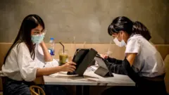 นักศึกษา