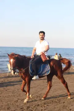 مهرداد یعقوبی‌مهر ۱۹ دی در اعتراضات قلعه حسن خان تهران کشته شد.