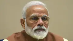 नरेंद्र मोदी