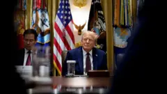 دونالد ترامپ در کاخ سفید