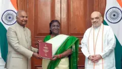 'এক দেশ, এক ভোট' নিয়ে রাষ্ট্রপতি দৌপদী মুর্মুর কাছে প্রতিবেদন জমা দিয়েছিল রমানাথ কোবিন্দের নেতৃত্বাধীন কমিটি। 