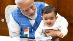 नरेंद्र मोदी